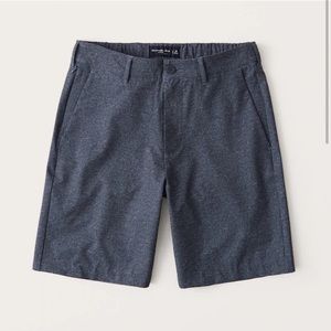 Abercrombie men’s traveler shorts